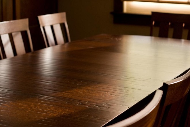 Refinishing Wooden Dining Tables: Tips and Tricks - UPLARN