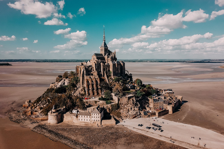 Where to Stay at Mont Saint Michel (2023)